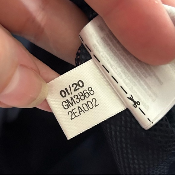 Adidas ID Windbreaker Blue Tie Dye Size Medium 1/4 Zip Pullover Cropped - Picture 12 of 16